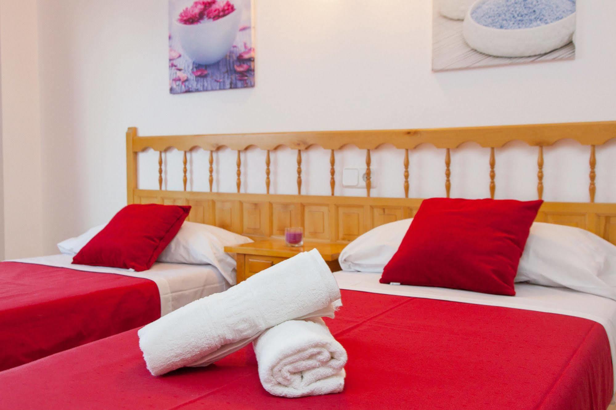 Apartamentos Puet San Antonio  Buitenkant foto