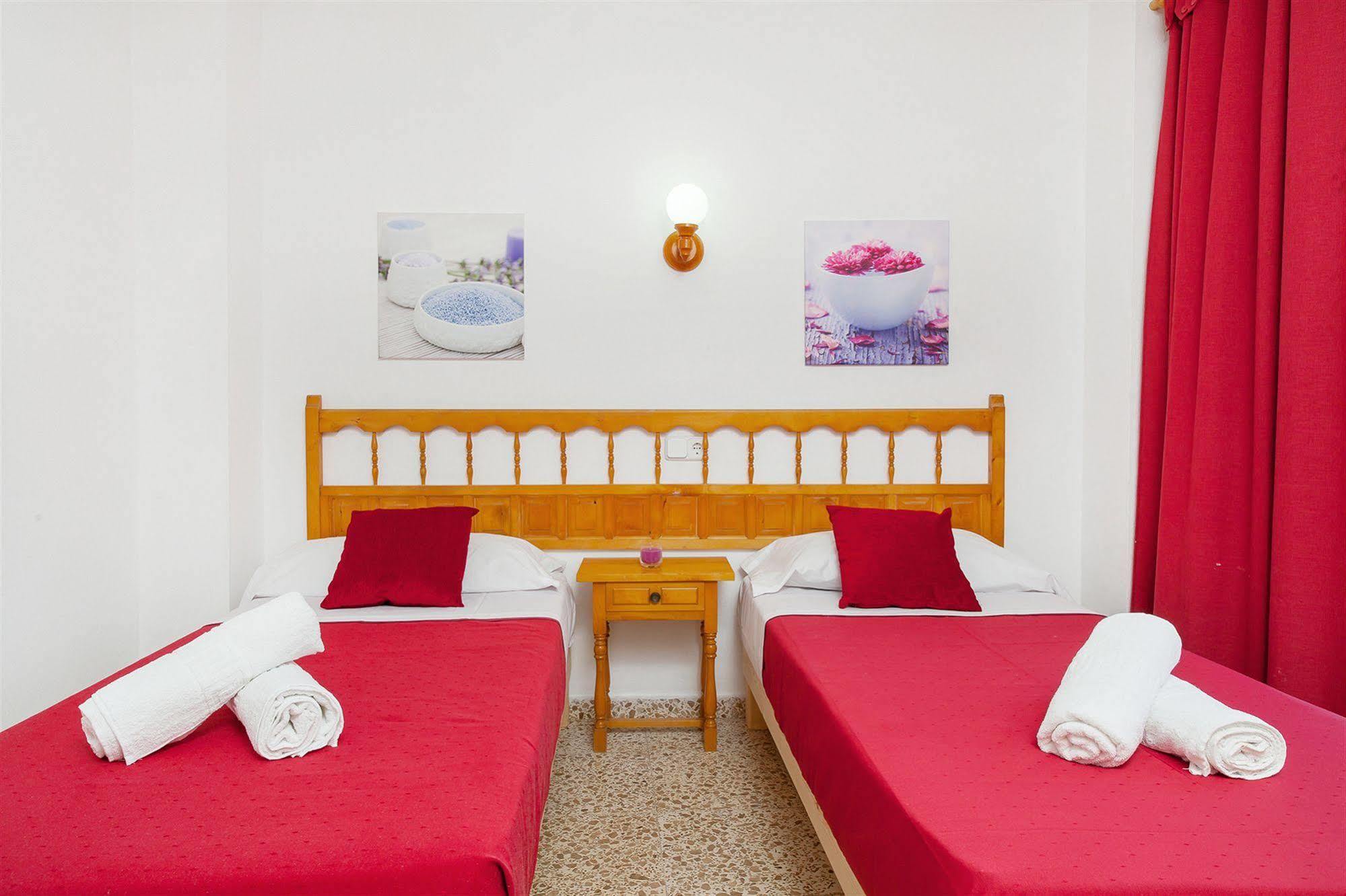 Apartamentos Puet San Antonio  Buitenkant foto