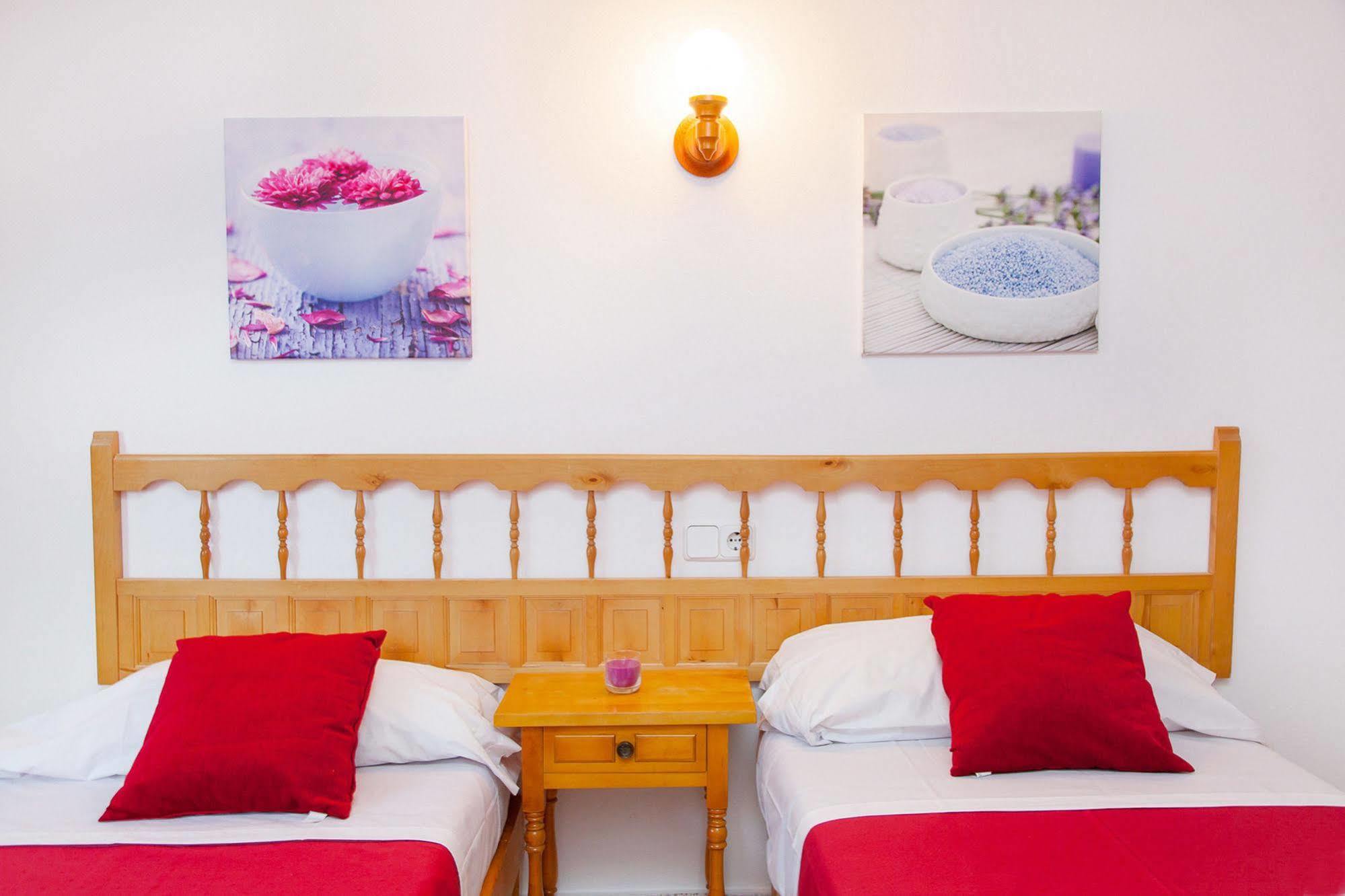 Apartamentos Puet San Antonio  Buitenkant foto