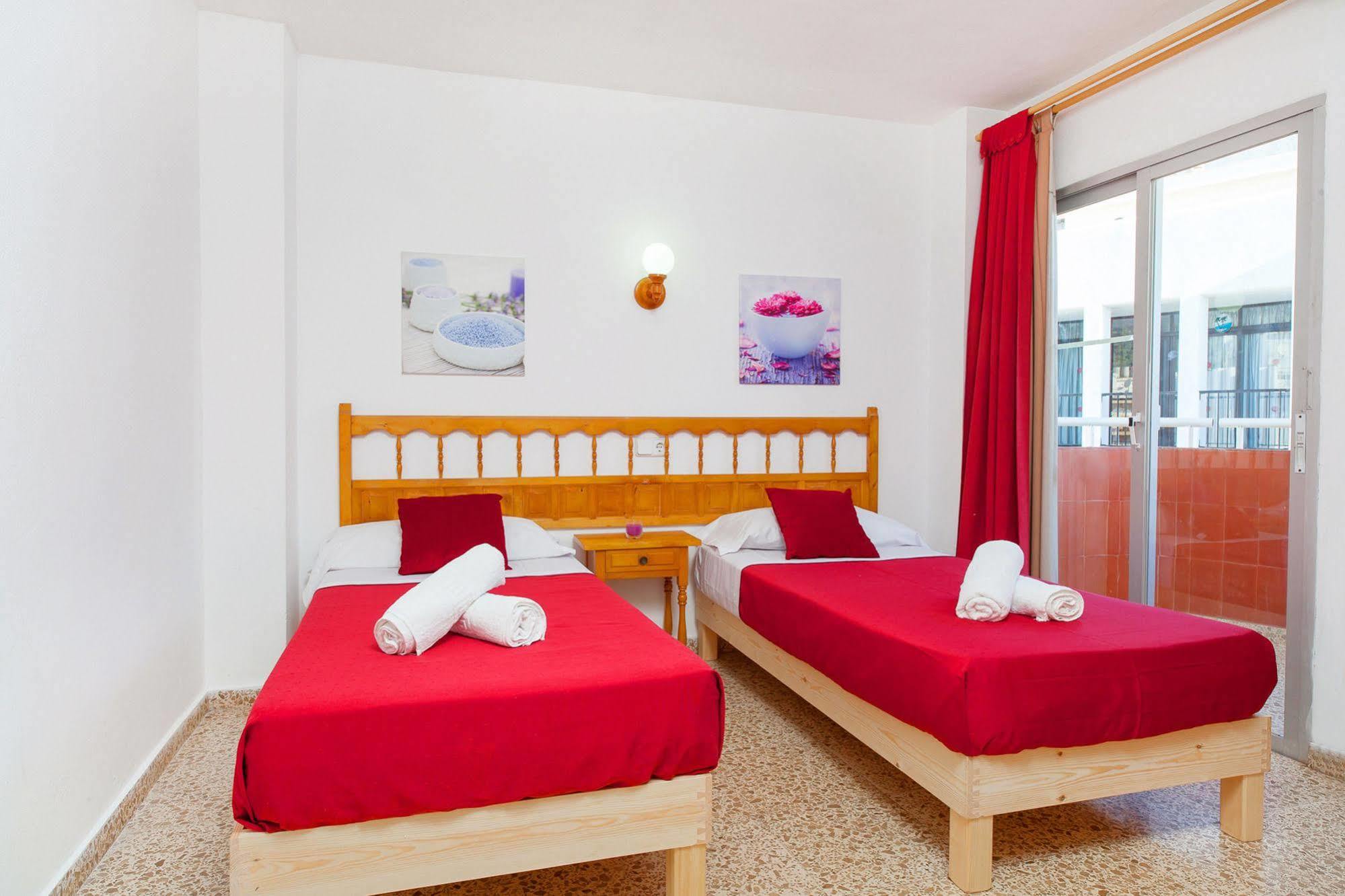 Apartamentos Puet San Antonio  Buitenkant foto